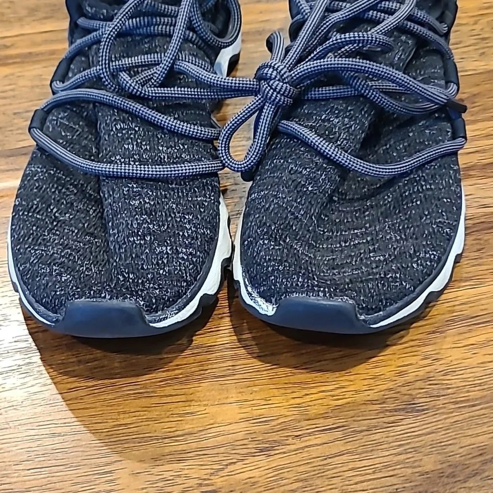 Sorel Gray Kinetic Knit Low Lace Up Women’s Running Shoes Size 9.5 - Picture 3 of 6